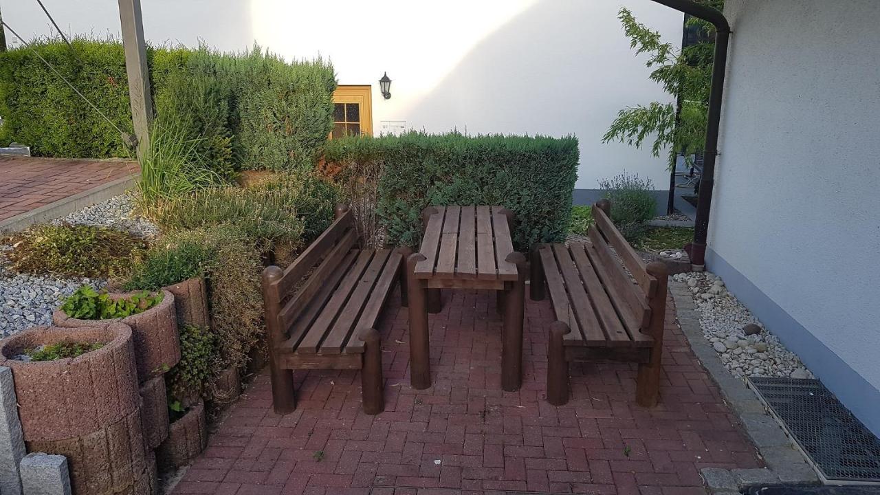 Heidi'S Lerchennest Appartement Weikersheim Buitenkant foto